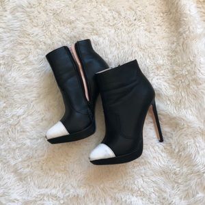 Shoe Dazzle Booties